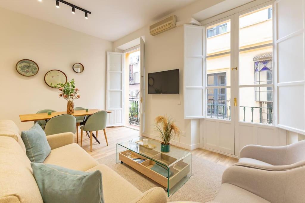 Apartment Juan De La Encina Sevilla