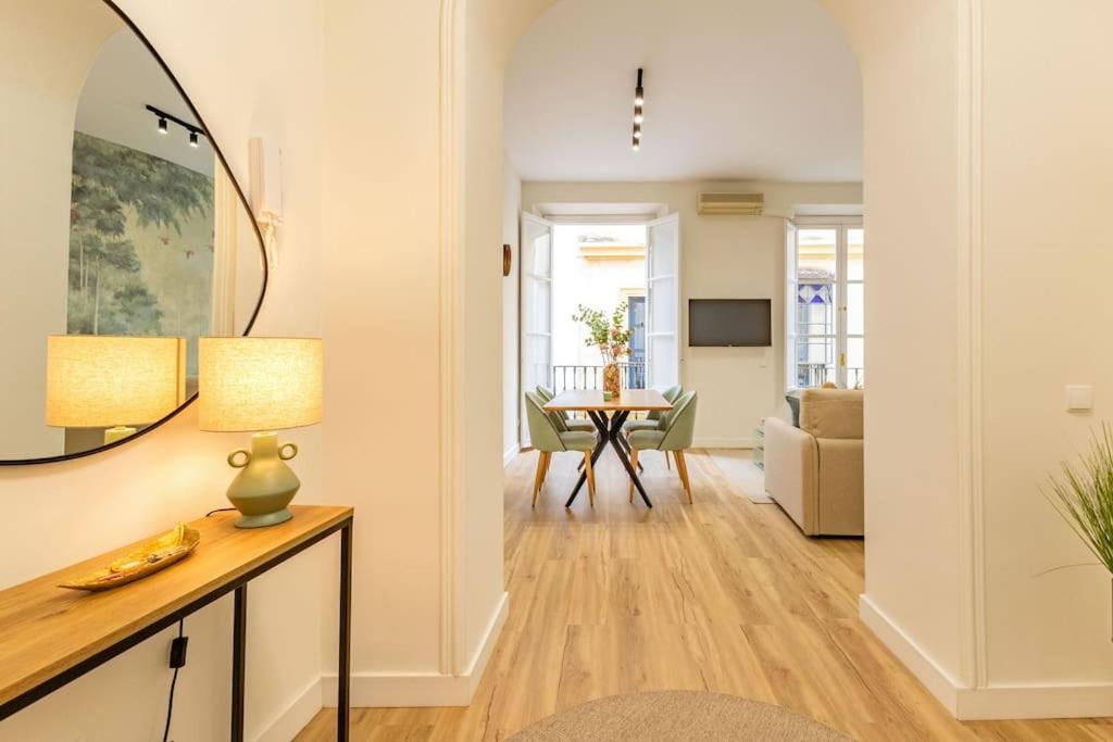 Apartment Juan De La Encina Sevilla