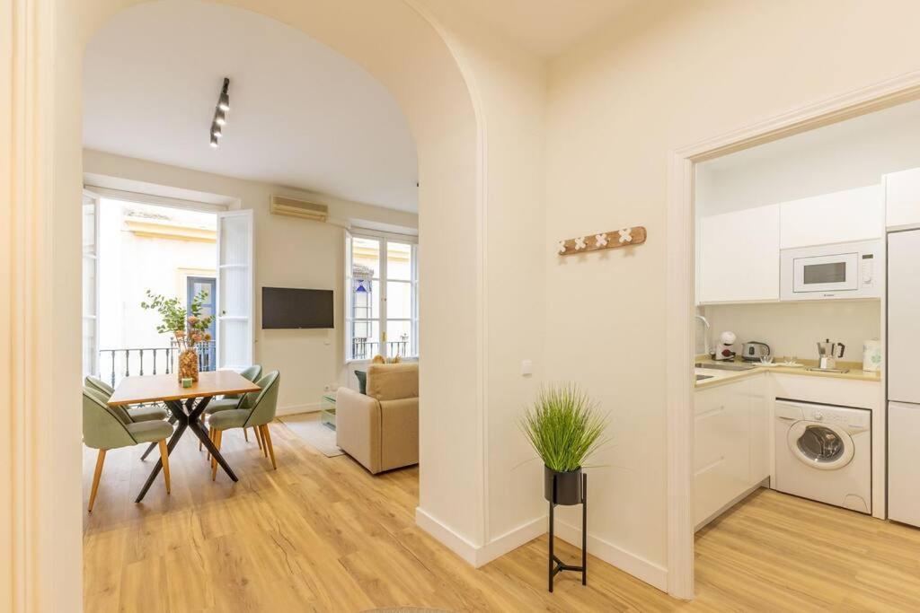 Apartamento Juan De La Encina Sevilha